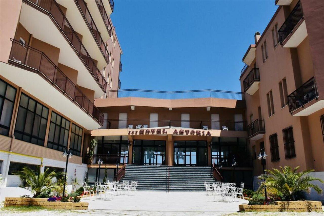 Hotel Astoria Pésaro Exterior foto