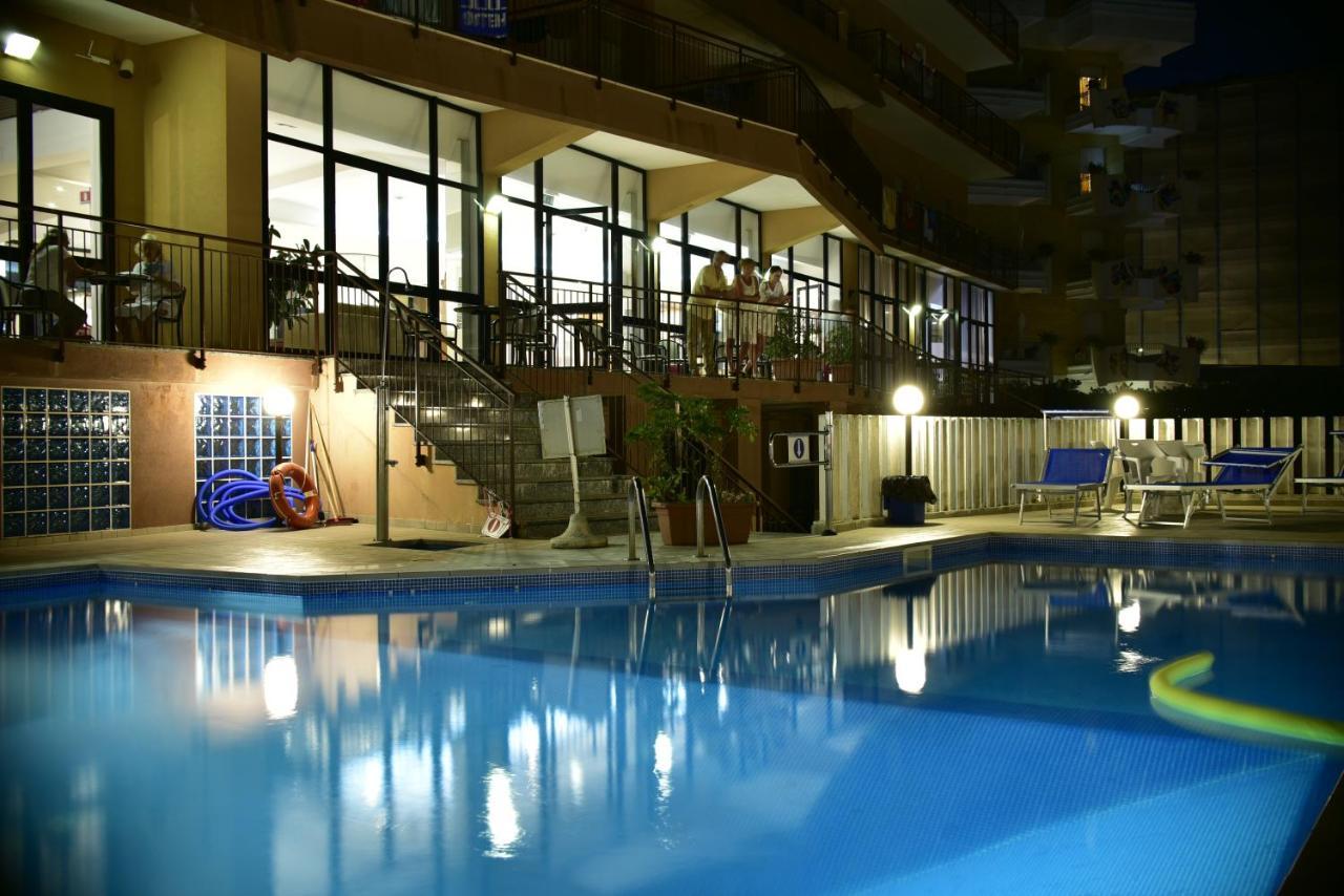 Hotel Astoria Pésaro Exterior foto